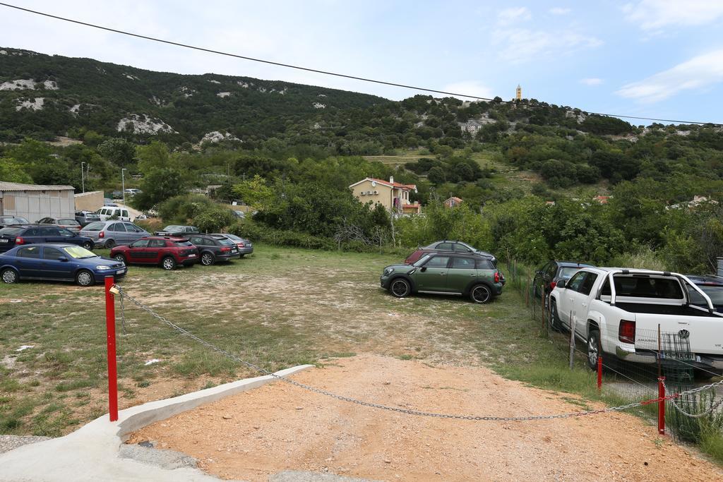 Studio Apartment Tea Baška Buitenkant foto