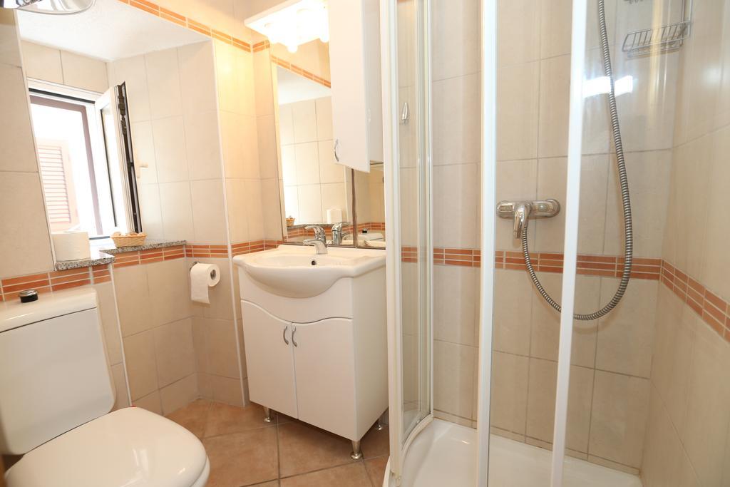 Studio Apartment Tea Baška Buitenkant foto